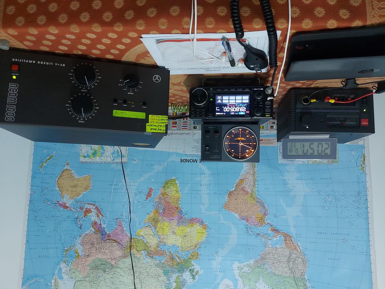 Shack radio